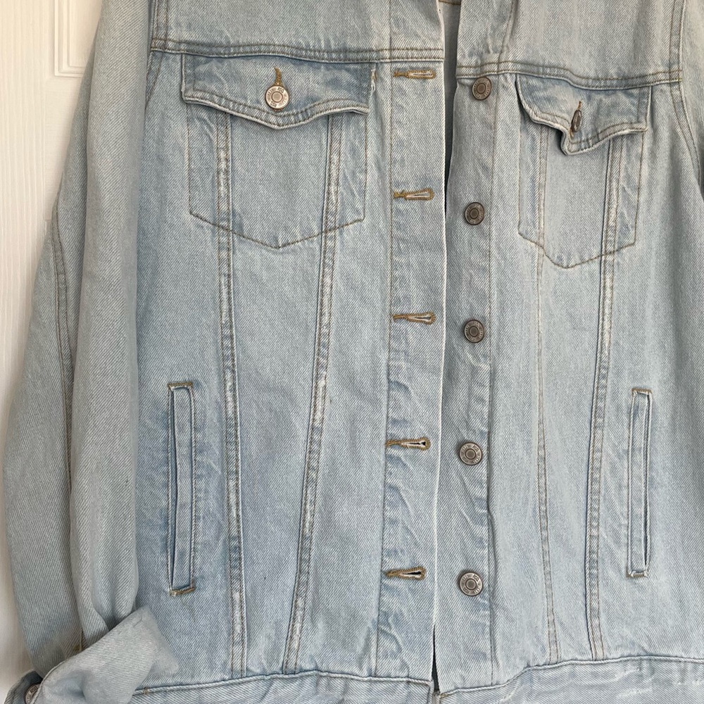 Jean jacket - Picture 2 of 3